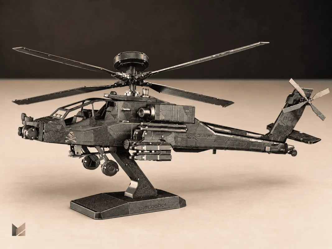 AH-64 Apache – kovový 3D model vrtuľníka