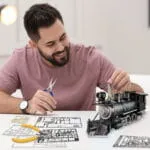 Skladanie kovového 3D modelu Mogul Lokomotíva